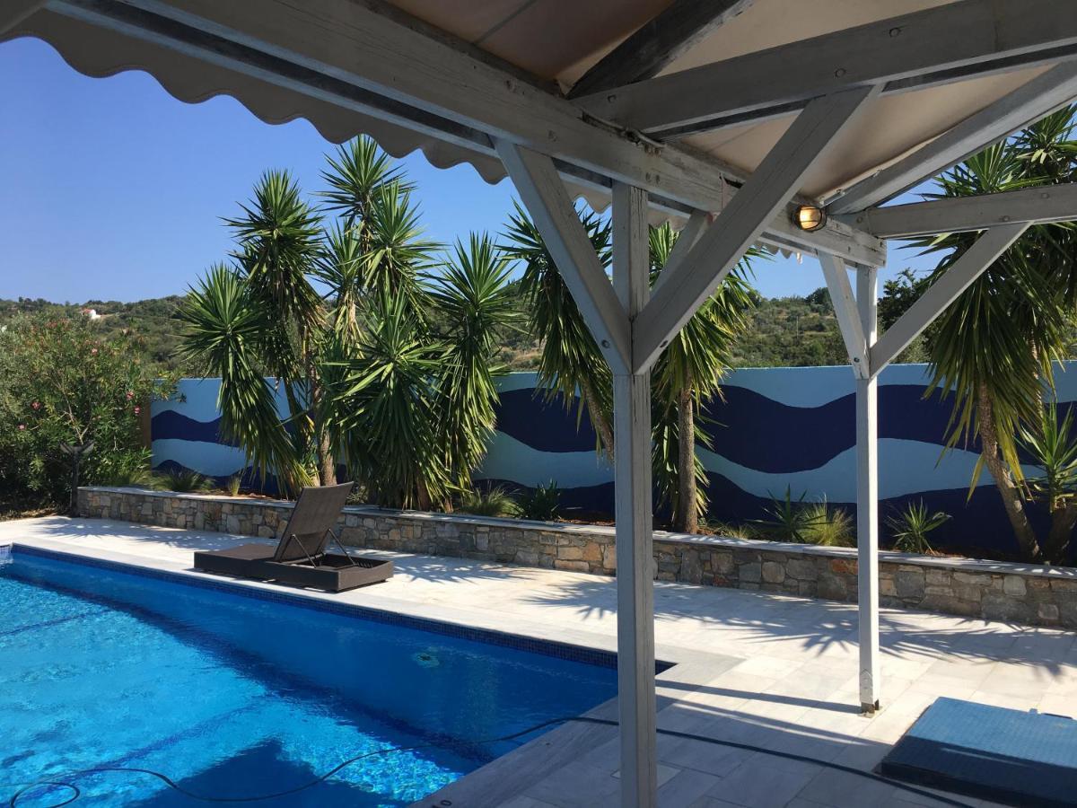 Chiqui Luxury Apartments Alónnisos Eksteriør billede